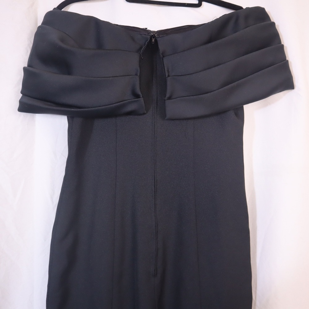 Jessica Howard Black Off The Shoulder Gown Bow Detail Slit Sheath Size 4 Vintage - Picture 6 of 9